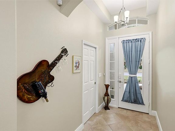 2nd image of 508 Fallbrook Dr