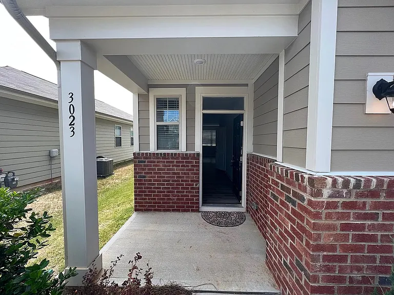 3023 Weddington Pointe Dr — Photo 2