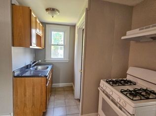 135 Day St #2, New Haven, CT 06511