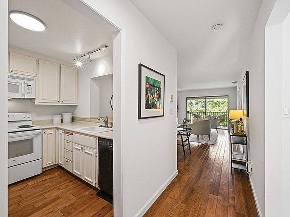 3rd image of 616 Via Casitas