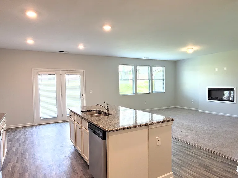 7934 Rudder Cir S — Photo 18
