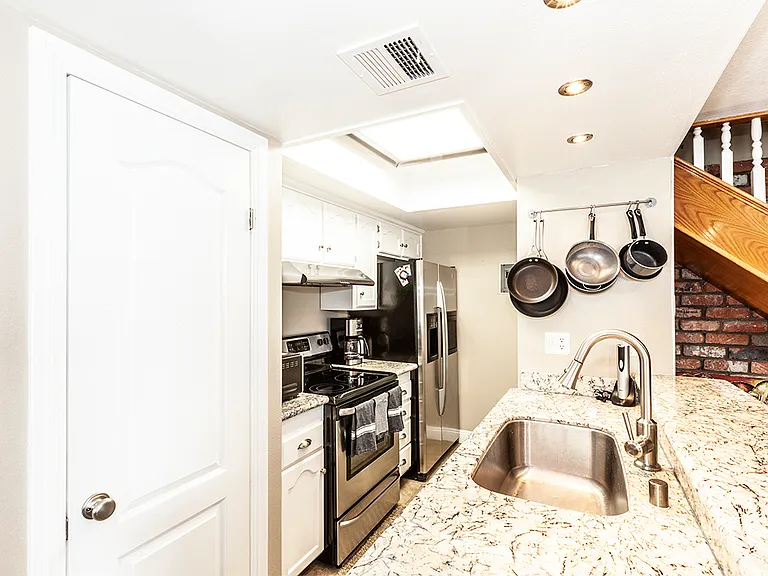 16613 Viewpoint Ln — Photo 7
