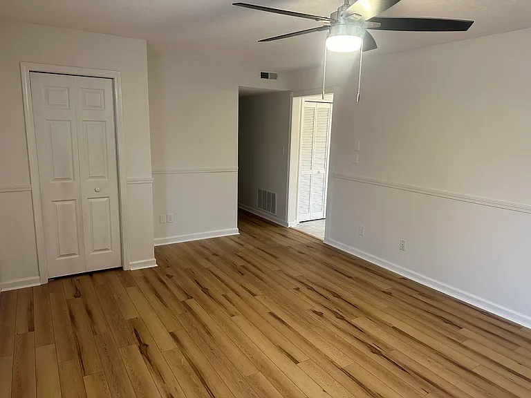 1607 Greenland Ct — Photo 6