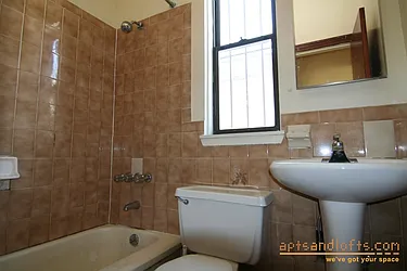 Rented by aptsandlofts.com