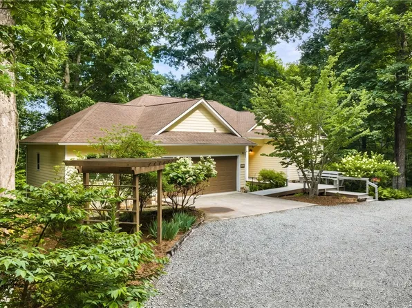581 New Homestead Drive, Vilas, NC 28692