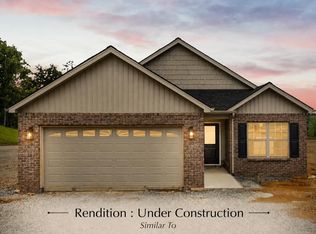 135 Naomi Ln, Radford, VA 24141