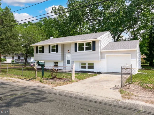 303 Bayberry St, Browns Mills, NJ 08015