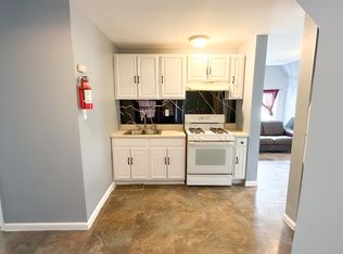 30 Halleck St #A, Newark, NJ 07104