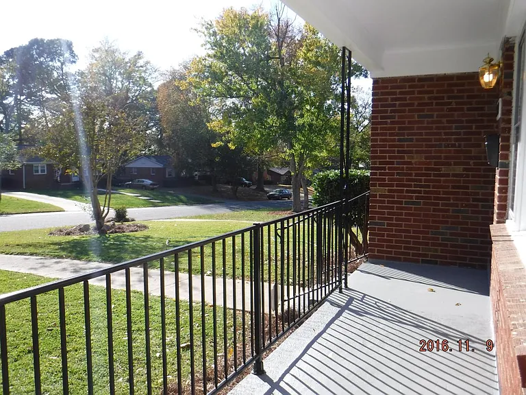 3900 Paisley Pl — Photo 3