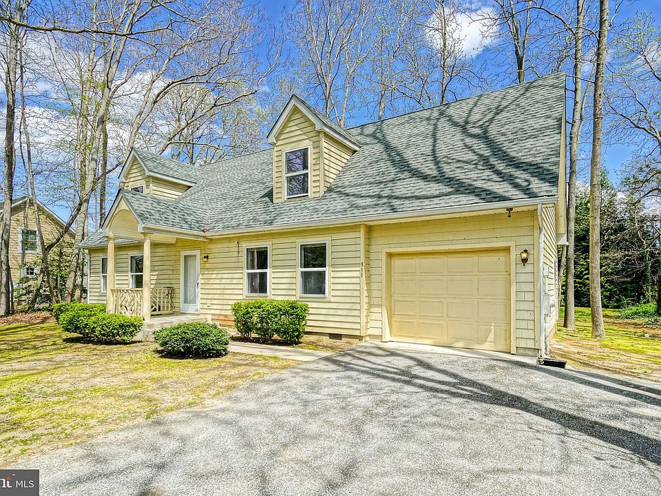 1st image of 111 Madison Dr