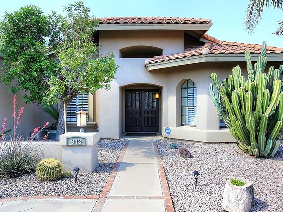 2nd image of 948 E Vinedo Ln