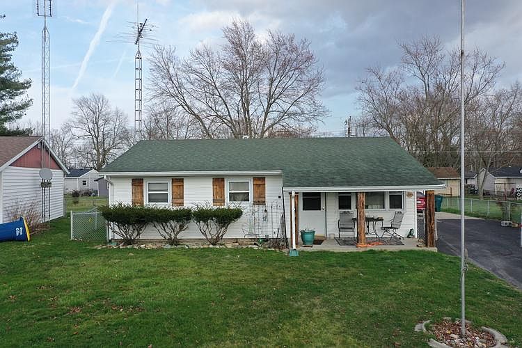 1st image of 3104 S Opechee Dr