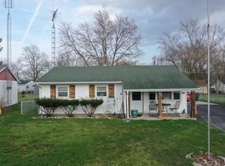 3104 S Opechee Dr, Muncie, IN 47302