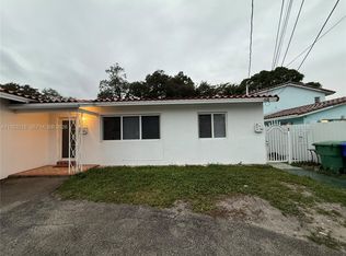 1122 NW 32nd Pl, Miami, FL 33125