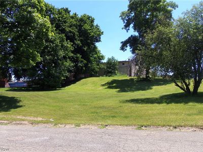 View St, Weirton, WV, 26062