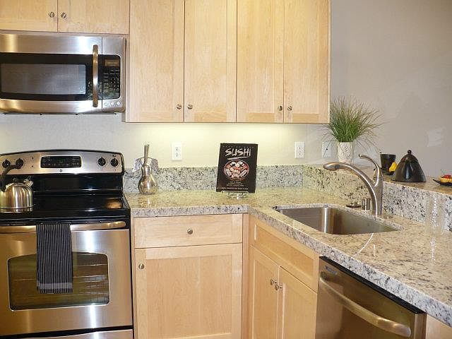 1st image of 1383 Pinehurst Sq