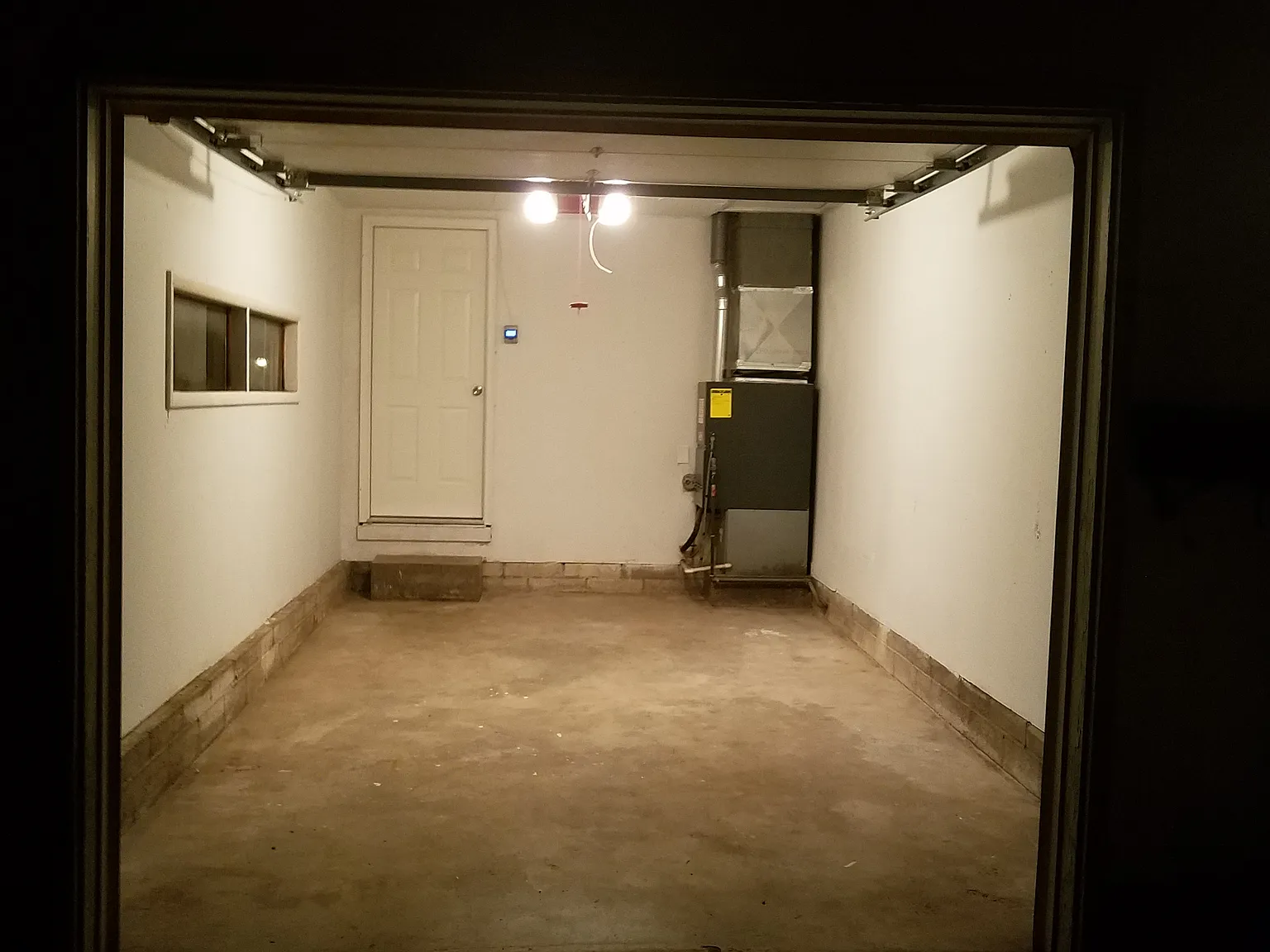 3 bed, 1000 sqft, $1,200 — Photo 4