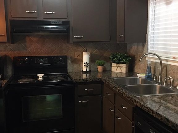 2nd image of 3843 Barrington St APT 123