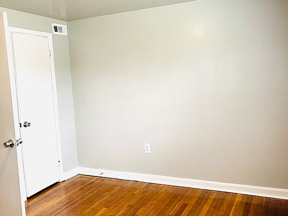 3rd image of 5435 Remuda Dr