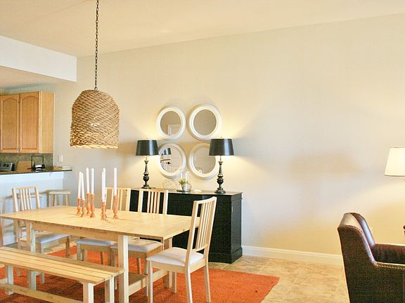 5th image of 101 W Bank #25