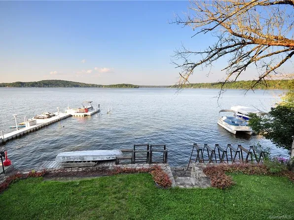 154 Island Trail, Morris, CT 06763