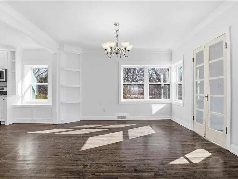 297 E Lakeview Ave #0 — Photo 16