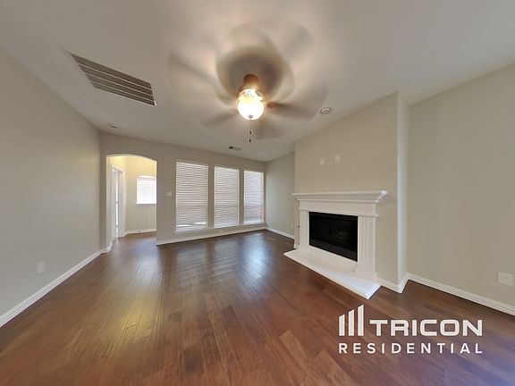 2nd image of 421 Spring Creek Dr