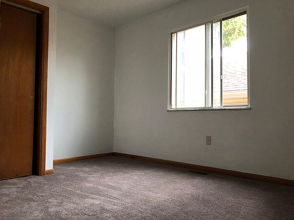 4th image of 222 Klee Ave APT D