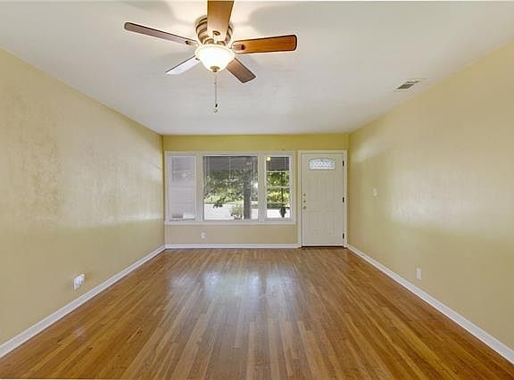 3rd image of 5018 Westfield Dr