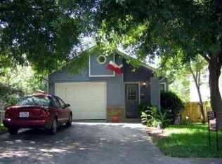 1404 E Logan St, Round Rock, TX 78664