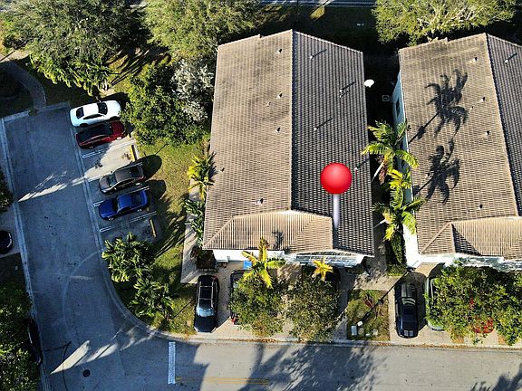 3rd image of 3037 Laurel Ridge Circle