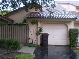 1800 Embassy Dr APT 106, West Palm Beach, FL 33401
