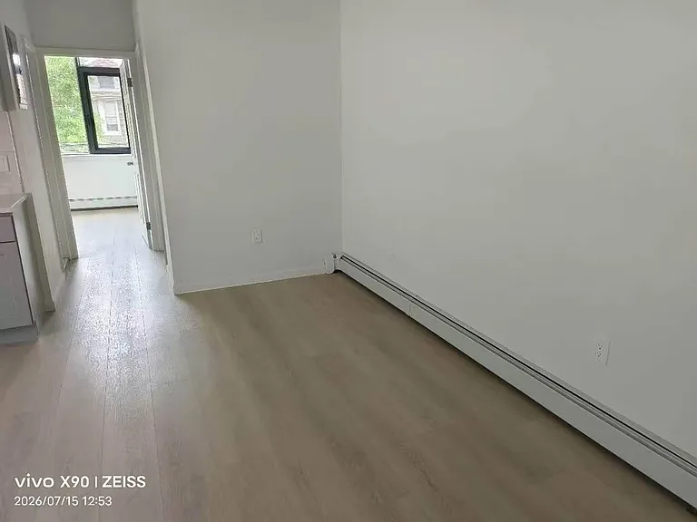 1330 E 36th St #2 — Photo 4