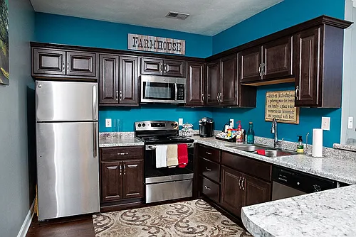 Galleria Pointe Apartments and Townhomes Photo 1