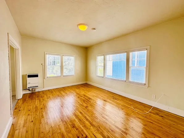 Walnut, 5300 Walnut St APT 9, Oakland, CA 94619