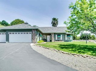 9984 Vine Spring Rd, Sonora, CA 95370