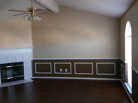 4th image of 8124 Dripping Springs Dr