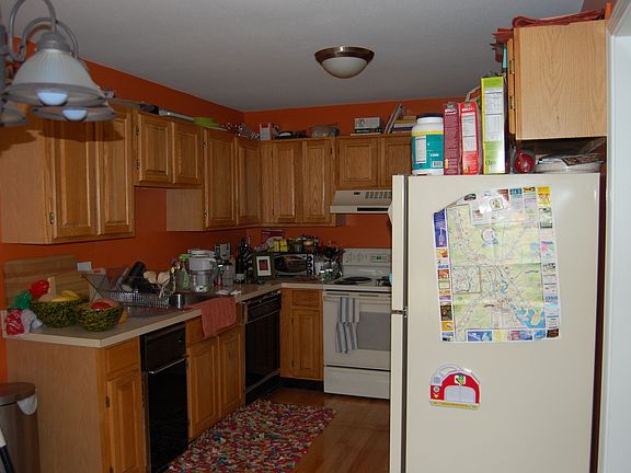 Kitchen Counter Area