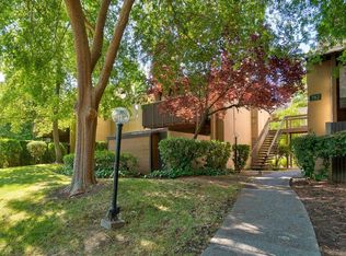 786 Woodside Ln E UNIT 7, Sacramento, CA 95825