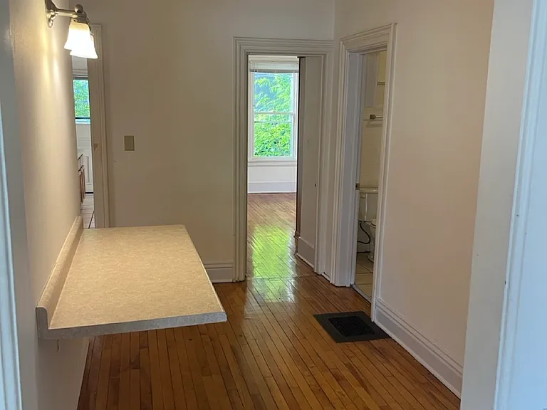 512 E Johnson St #1 — Photo 10