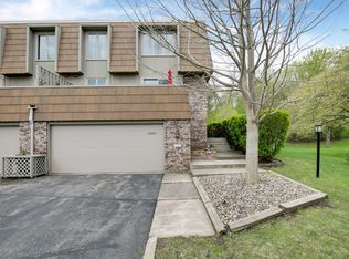 10407 Berkshire Rd, Bloomington, MN 55437