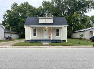 408 S 8th St, Boonville, IN 47601
