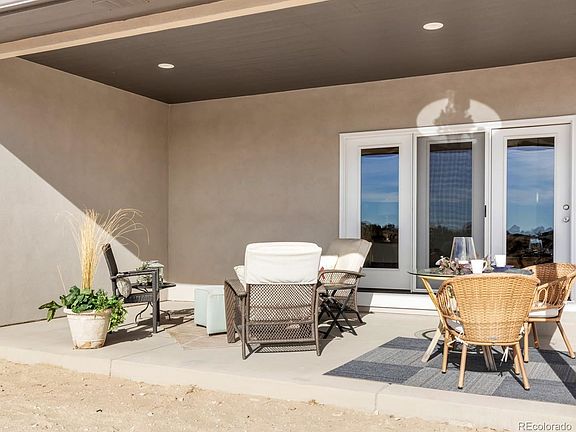 4th image of 1132 S Mountainside Pl
