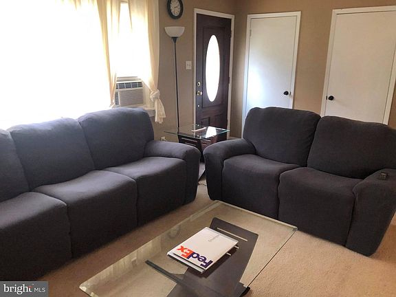 4th image of 103 Spruce Blvd