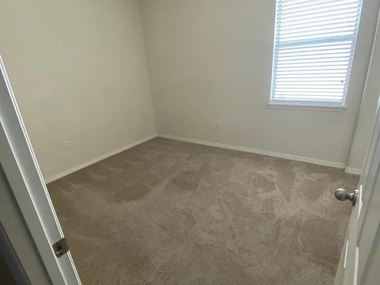 7488 Azalea Cove Cir — Photo 17