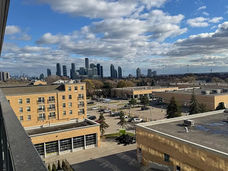 799 The Queensway #617 — Photo 9