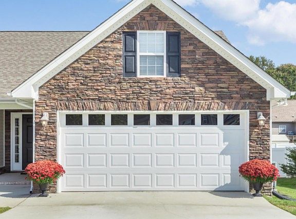 4th image of 8544 Derry Berry Ln
