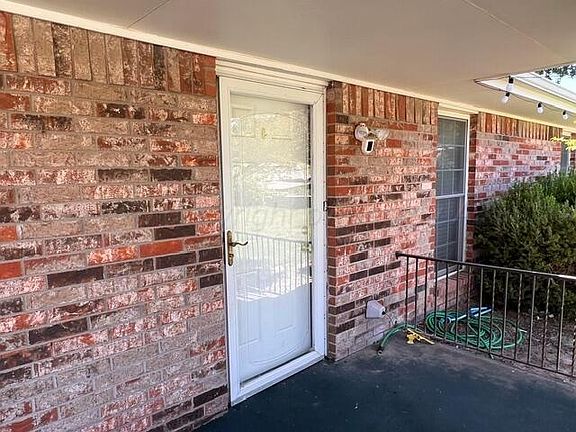 4th image of 110 Sperry Dr