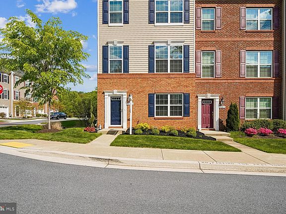 3rd image of 7105 River Birch Dr