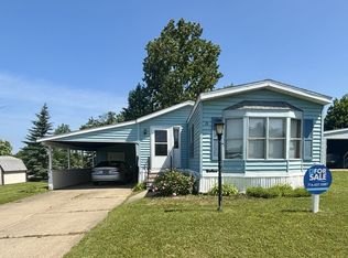 18 Stoneridge Dr #216, Hamburg, NY 14075